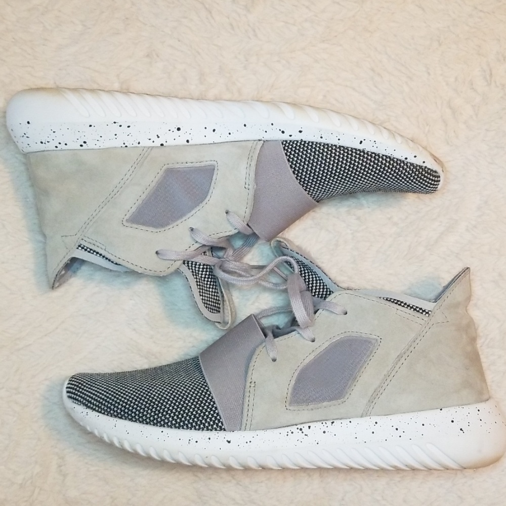 Women's Adidas Tubular